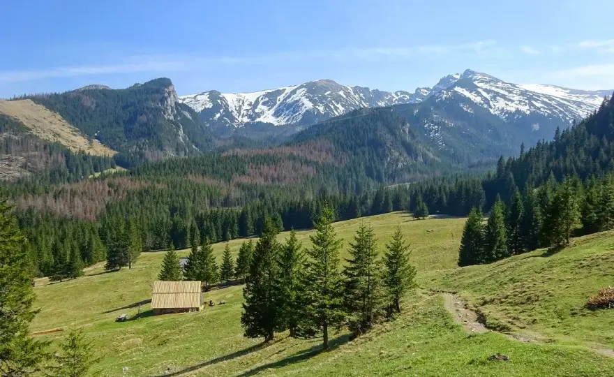 Najpiękniejsze szlaki w Tatrach: od łatwych dolin po Rysy