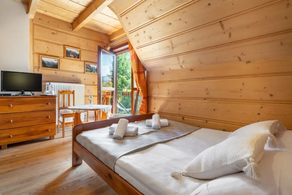 Szałas pod Szymoszkową: Widok na Tatry, Komfort i Bliskość Atrakcji